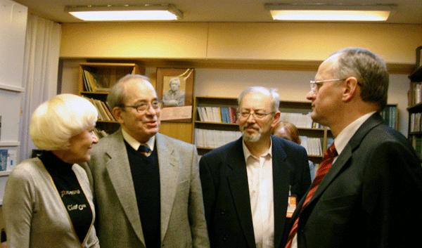 В Латвийском обществе русской культуры. Нина Ивановна Абызова (вдова Ю.И.Абызова),В.С.Блюменкранц, А.Т.Ракитянский, В.А.Москвин В Латвийском обществе русской культуры. Нина Ивановна Абызова (вдова Ю.И.Абызова),В.С.Блюменкранц, А.Т.Ракитянский, В.А.Москвин