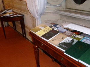 Фотодокументальная и книжная выставки Дома русского зарубежья им. А. Солженицына на открытии РЦНК в Риме