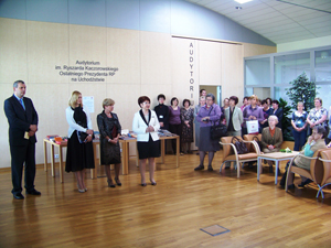 На открытии выставки А. Сосна, С.Романова, Г.Бжезиньска-Стец, др. В. Супа На открытии выставки А. Сосна, С.Романова, Г.Бжезиньска-Стец, др. В. Супа