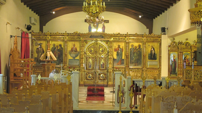 Русский иконостас в Николо-Димитриевском храме (греческая церковь