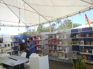 книжная экспозиция – дар Дома русского зарубежья представительству Россотрудничества в Никарагуа