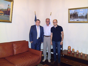 Посол РФ в Никарагуа Н. М. Владимир; Представитель ДРЗ Ю. Н. Попов ; Представитель Россотрудничества в Никарагуа А. А. Мелик-Шахназаров