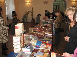 На выставке