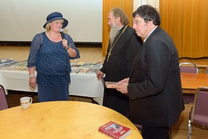 президент Русско-Канадского культурно-просветительного общества Ольга Гребенчук, протоиерей Владимир Мальченко, Виктор Леонидов. Фото И.П. Илюткина