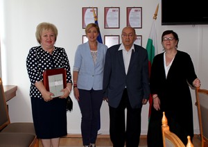 На встрече с руководством университета. Слева - направо: Г. Шамонина, С. Романова, П Павлов, Т. Корепанова