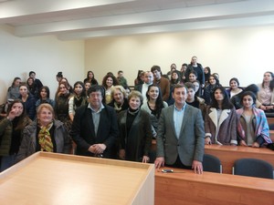 Студенты и преподаватели Абхазского государственного университета