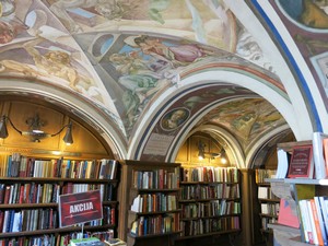Книжный магазин университета