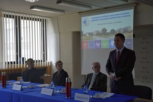 Выступает первый секретарь Посольства РФ в Словакии В. Куликов
