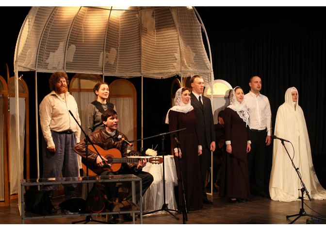 Спектакль «Варежки от Варюшки»