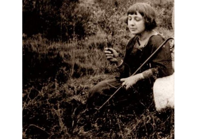 Бесплатная лекция «Марина Цветаева. “Чердачное” и “Лебединый стан”. Жизнь поэта в послереволюционной Москве» из цикла «“Осенние досуги” в Доме русского зарубежья»