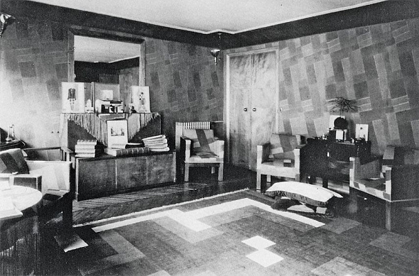 Симультанное ателье Сони Делоне. Париж. 1925. Фото: Жоайе Фререс. Национальная библиотека Франции. Источник: https://www.researchgate.net/figure/Figura-3-Salon-del-Boulevard-Malesherbes-disenado-por-Sonia-Delaunay-hacia-1925-Foto_fig3_335739363