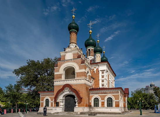 Общий вид на Иверскую церковь со стороны колокольни. Сентябрь 2024. Фото Елизаветы Кириной