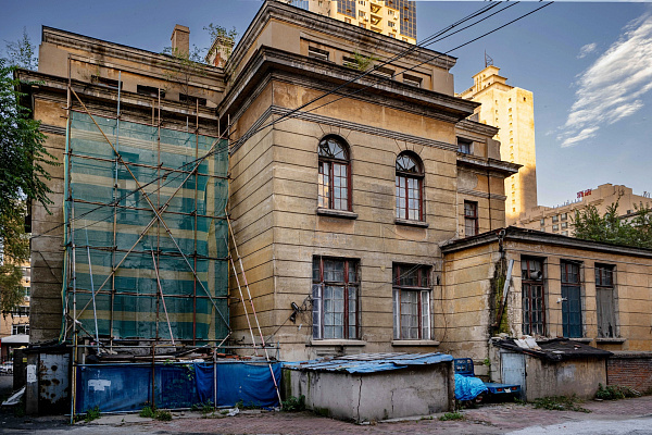 Бывший особняк Г.И. Кролла, вид со двора. Сентябрь 2024. Фото Елизаветы Кириной