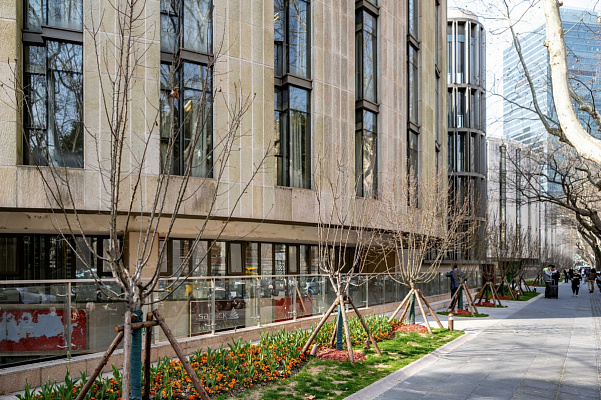 Общий вид главного здания Шанхайской консерватории. Апрель 2023. Фото Елизаветы Кириной