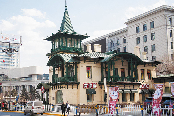 Бывший особняк Б.В. Остроумова. 2010-е. Источник: Русский город в Китае; URL: friends.bigasia.ru