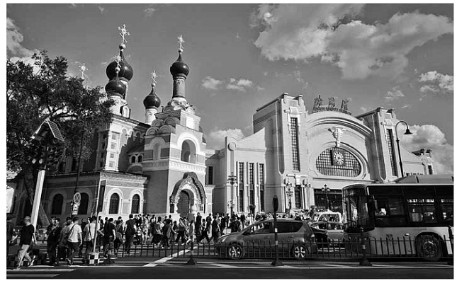 Аксонометрия Иверской церкви и нового Железнодорожного вокзала. Из архива И. Суворова. Источник: Киричков И.В., Еремин С.Ю. Реставрация храма в честь Иверской иконы Божией матери в Харбине // Современная архитектура мира. М., 2019. С. 317–327