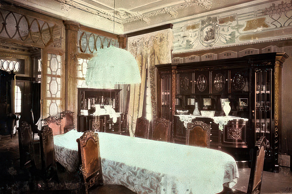 Столовая в доме Г.И. Кролла.1910-е. Источник: https://humus.livejournal.com/9138508.html