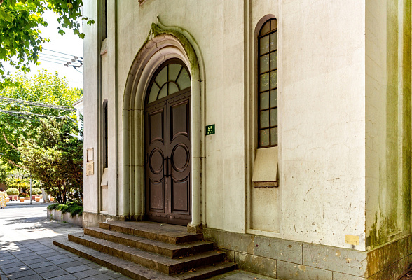 Портал Кафедрального собора Ноябрь 2022. Фото Елизаветы Кириной