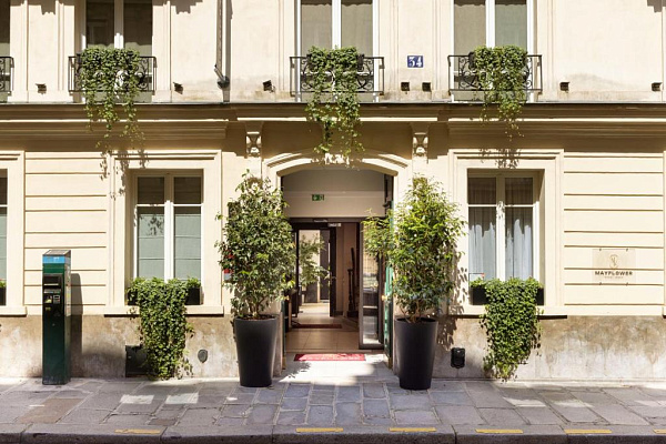 Отель «Mayflower Paris Opera 4*». Рю де Моску, 34. Источник: https://www.booking.com/hotel/fr/hotel-mayflower.ru.html?ysclid=mffbk6ogea42504322&activeTab=photosGallery&ds=um1RhM1HPvGpEU3N