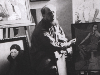 Александр Арнштам в своей мастерской. Берлин, 1926