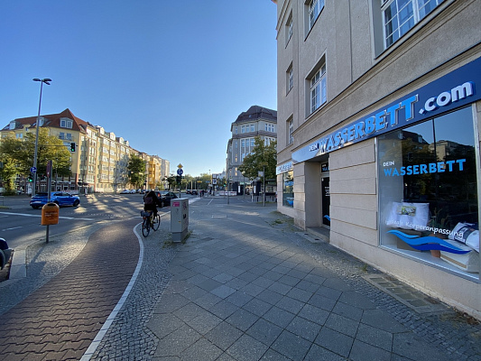 Бундесаллее (бывшая Кайзераллее). Наши дни. Декабрь 2021. Фото Алексея Урбана