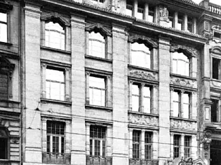 Одно из зданий Издательства Ульштейн. Кохштрассе (Kochstraße), 23/24. 1902. Источник:https://pastvu.com/p/649213