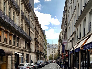 Улица Дюфо. 2018. Фото CVC. Источник: https://commons.wikimedia.org/wiki/File:Rue_Duphot_Paris.jpg